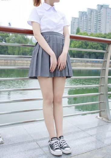 挠脚心vk视频_DVD迅雷电影在线